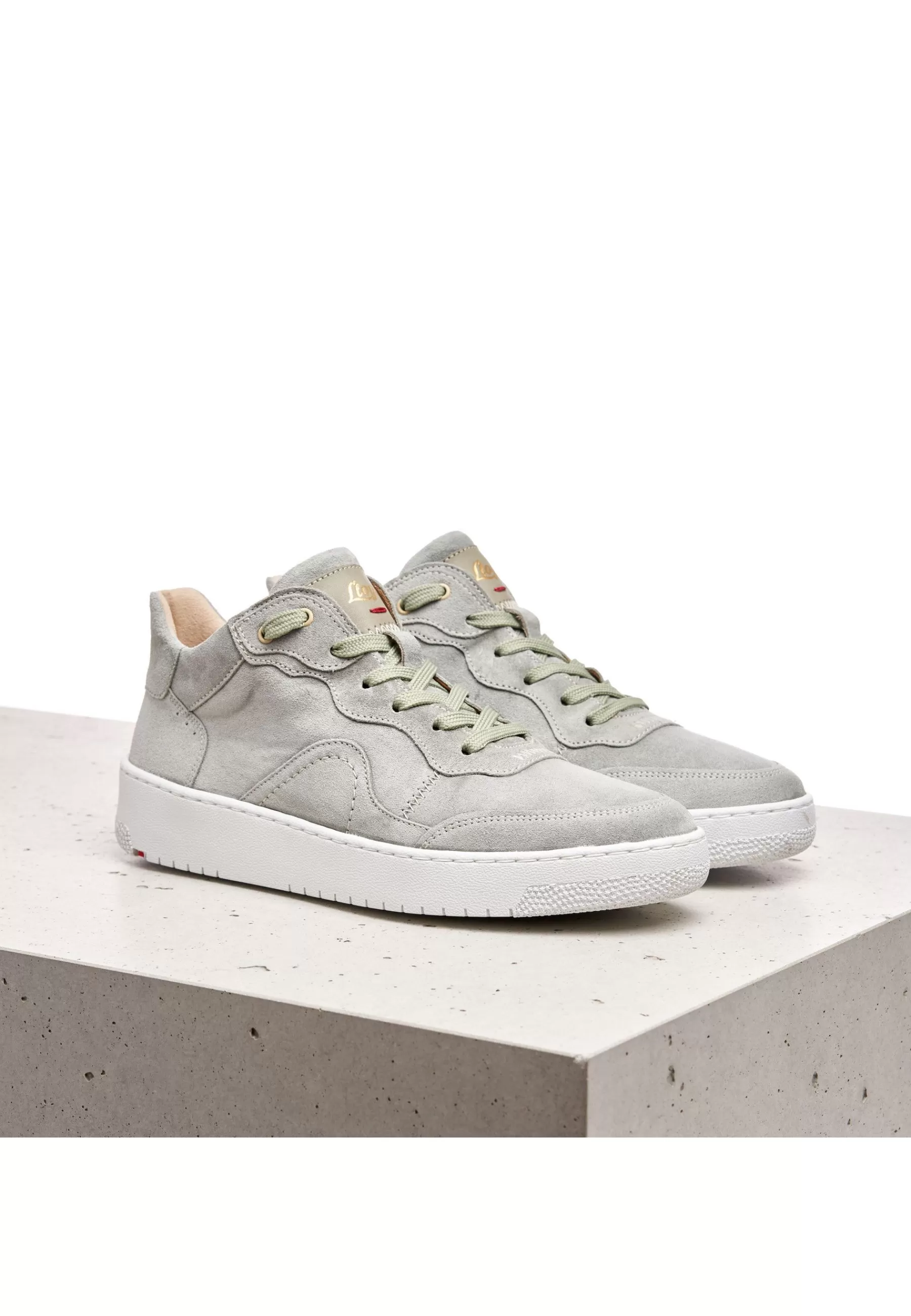 Show All-Women Lloyd Sneakers