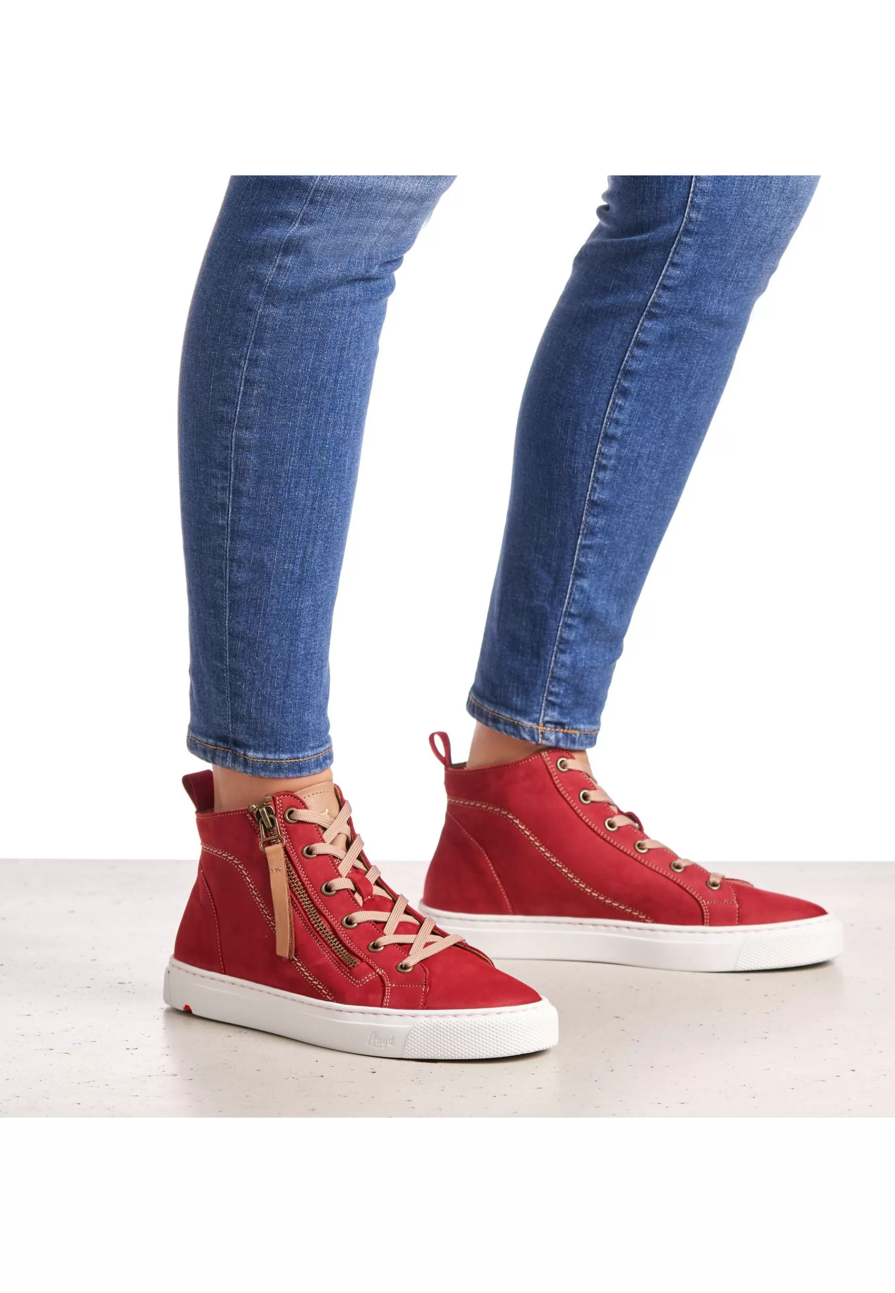 Show All-Women Lloyd Sneakers