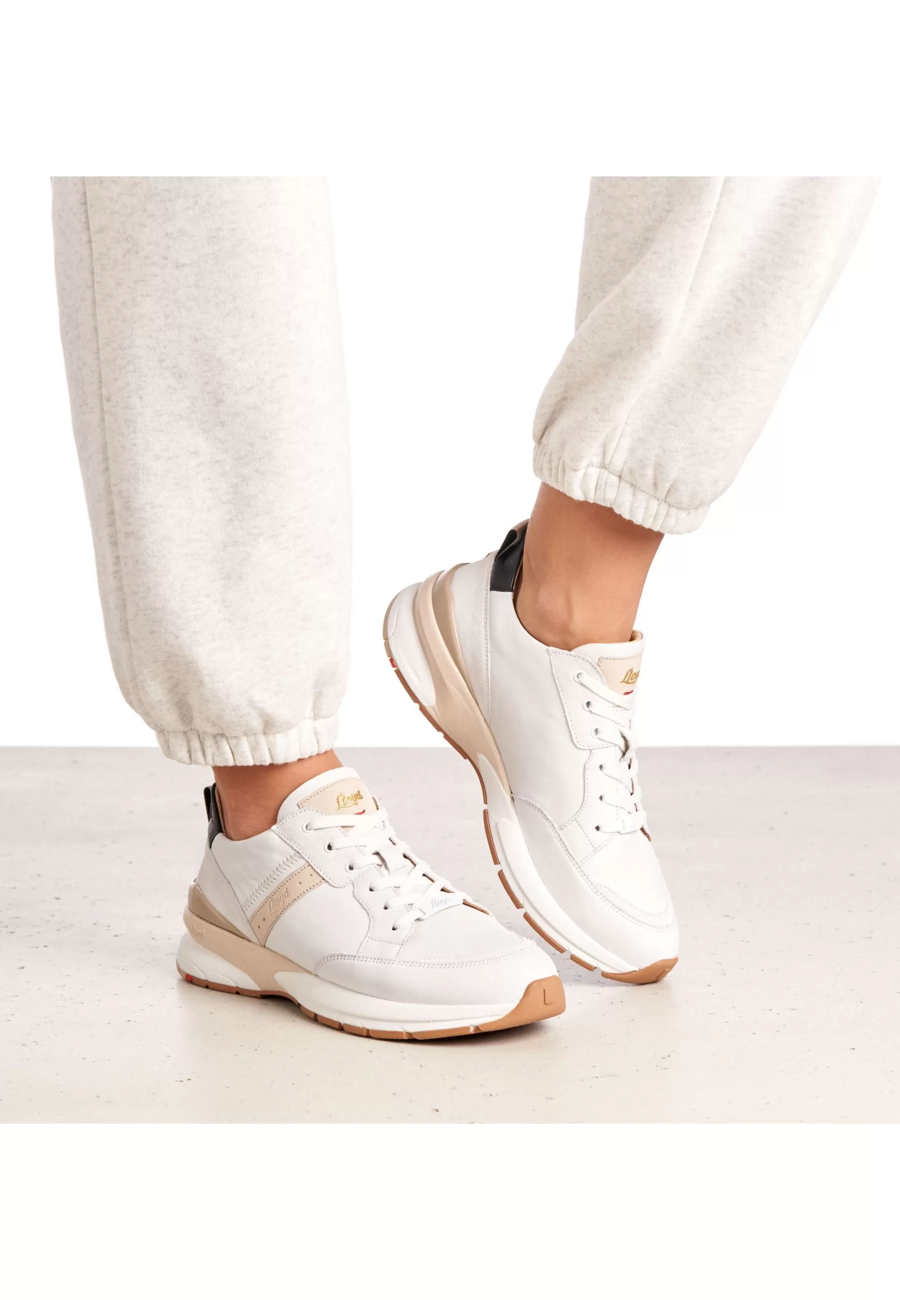 Show All-Women Lloyd Sneakers