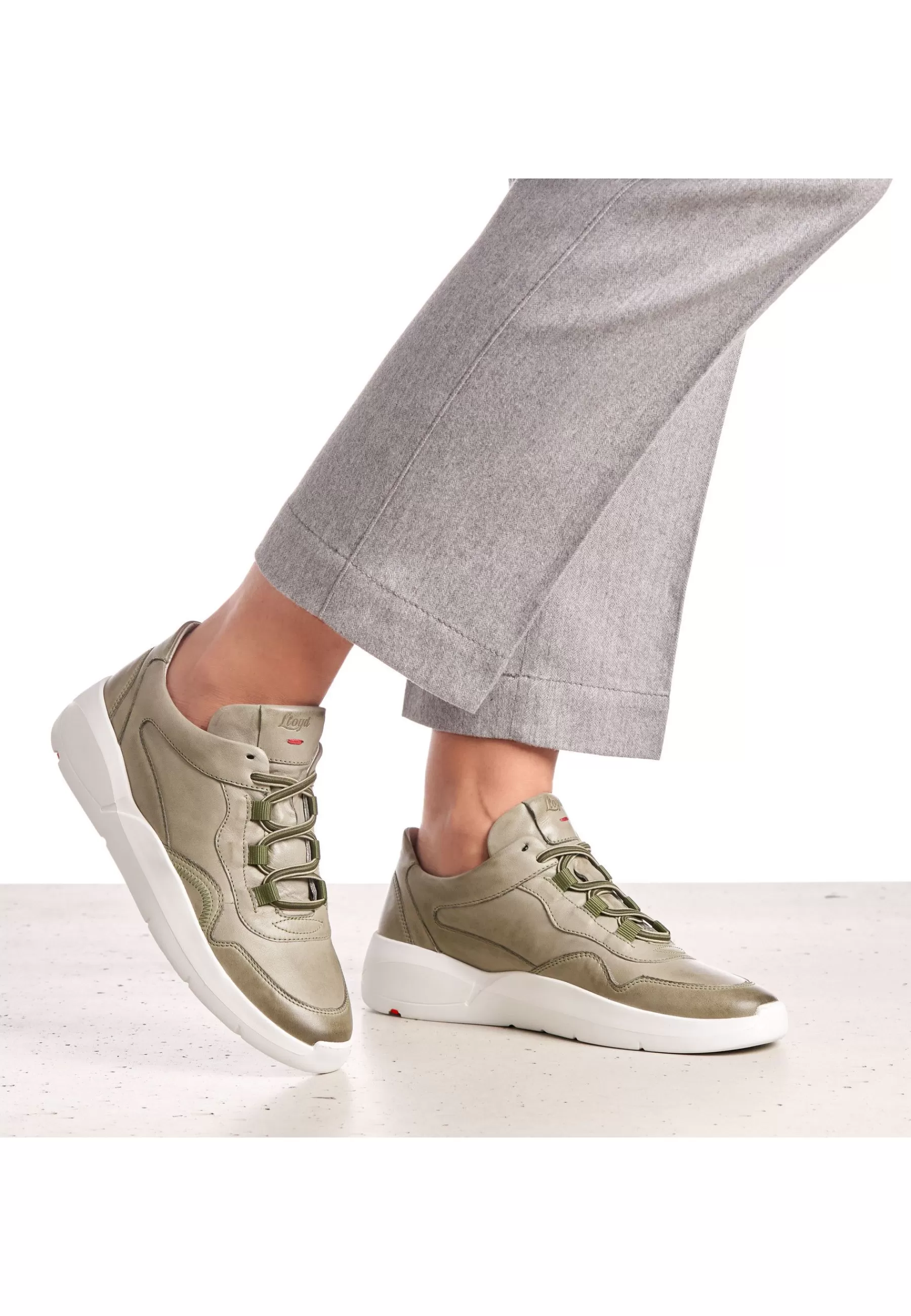 Trainers-Women Lloyd Sneakers